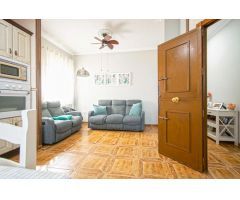 Gran chalet independiente en Dos Hermanas, en Urbanización Casquero!!!