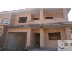 VIVIENDA UNIFAMILIAR EN NOMBELA