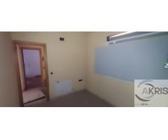 Chalet adosado con 4 dormitorios y patio en Chozas de Canales