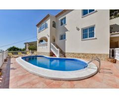 Villa perfecta con espectaculares vista al mar