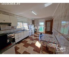 Casa en Vilajuïga con jardín y garaje doble