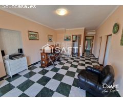 Casa en Vilajuïga con jardín y garaje doble