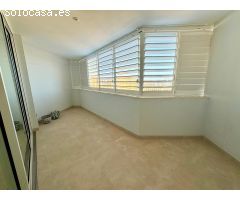 Piso En venta en Calle Santo Domingo La Calzada 14, 41018, Sevilla, Sevilla
