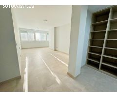 Piso En venta en Calle Santo Domingo La Calzada 14, 41018, Sevilla, Sevilla