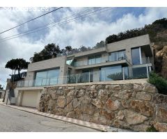 Chalet en Venta en Lloret de Mar, Girona
