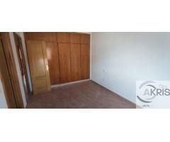 Chalet adosado de 3 dormitorios en Yuncler