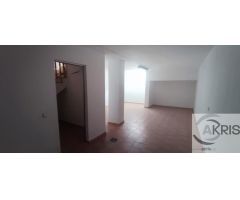 Chalet adosado de 3 dormitorios en Yuncler
