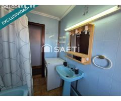 Piso en Almanza de tres habitaciones  con tres balcones