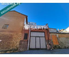 Piso en Almanza de tres habitaciones  con tres balcones