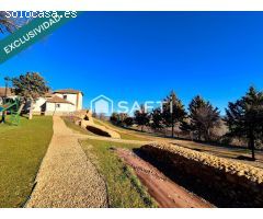 Piso en Almanza de tres habitaciones  con tres balcones
