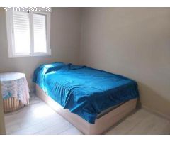 SE VENDE PRECIOSO ADOSADA EN UNA URBANIZACIÓN MUY SOLICITADA. ESTEPONA 