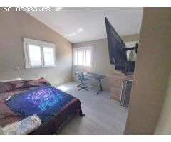 SE VENDE PRECIOSO ADOSADA EN UNA URBANIZACIÓN MUY SOLICITADA. ESTEPONA 