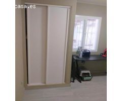 SE VENDE PRECIOSO ADOSADA EN UNA URBANIZACIÓN MUY SOLICITADA. ESTEPONA 