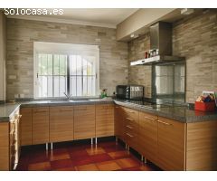 CHALET EN FUENTEQUINTILLO CON PISCINA Y VUT