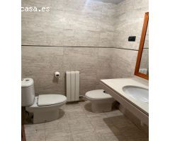 VENDEMOS FANTASTICO PISO EN CALLE ORTEGA Y GASSET DE LOGROÑO.