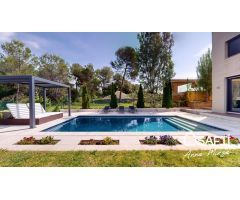 CHALET CONTEMPORÁNEO DE DISEÑO