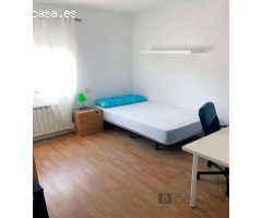 ESTUDIANTES! HABITACIONES EN PENSIÓN COMPLETA EN VILLANUEVA DE LA CAÑADA (MADRID).