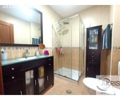 Pareado en venta en Nambroca de 240 m2