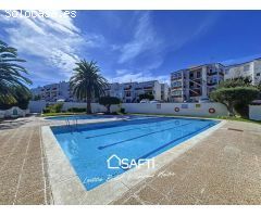 Apartamento totalmente reformado en residencia con piscina y parking Roses