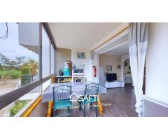 Apartamento totalmente reformado en residencia con piscina y parking Roses