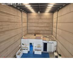 ? Se vende nave industrial adosada