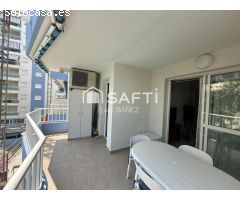 Luminoso apartamento con terraza, garaje y piscina en Playa de Gandía