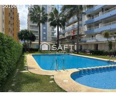 Luminoso apartamento con terraza, garaje y piscina en Playa de Gandía