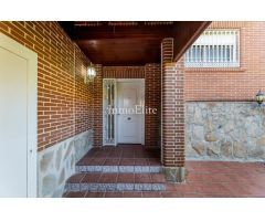 Chalet Adosado en Sevilla La Nueva
