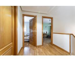 Chalet Adosado en Sevilla La Nueva