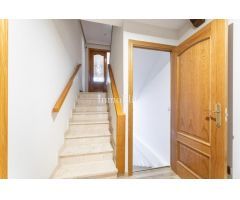 Chalet Adosado en Sevilla La Nueva