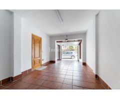 Chalet Adosado en Sevilla La Nueva