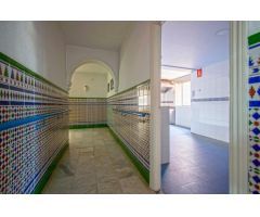 Espectacular chalet independiente en Alcalá de Guadaíra, en urbanización Las Juncosas!!!!
