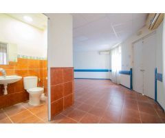 Espectacular chalet independiente en Alcalá de Guadaíra, en urbanización Las Juncosas!!!!