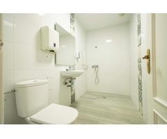 Espectacular chalet independiente en Alcalá de Guadaíra, en urbanización Las Juncosas!!!!