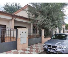 MAGNIFICO CHALET EN VILLA DE DON FADRIQUE