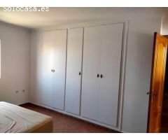 Chalet independiente con piscina privada y jardín