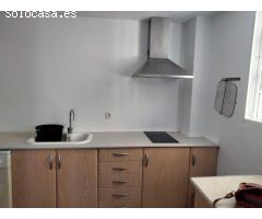 Chalet independiente con piscina privada y jardín