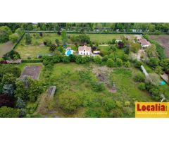 Casa con terreno vallado y piscina en Palencia
