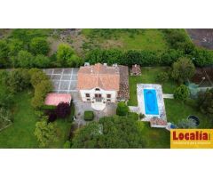 Casa con terreno vallado y piscina en Palencia