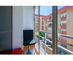 Estupendo piso en La Hermandad del Trabajo, muy cerca del Hospital Macarena!!!