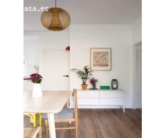 Atico con gran terraza y vistas espectaculares a Barcelona