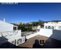 ADOSADO CON AMPLIO PATIO EN LA ZONA DE MONTEMAR (TORREMOLINOS)
