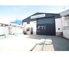 Nave industrial cárnica, equipada y versátil en el corazón empresarial de Ronda.