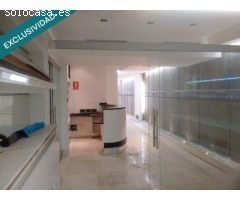 Amplio Local comercial en zona exclusiva de Barcelona