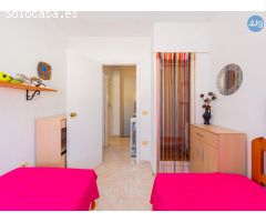 Adosado en Torrevieja, 2 dormitorios, 70 m2