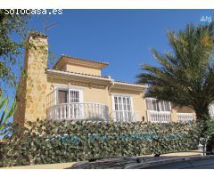 Casa en Torrevieja, 4 dormitorios