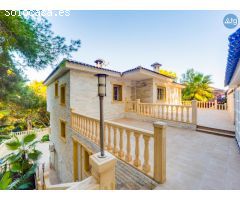 Casa con vista a la montaña en Dehesa de Campoamor