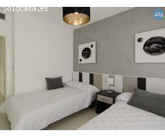 Bungalo cerca del lago en Torrevieja