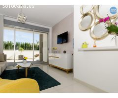 Bungalo cerca del lago en Torrevieja