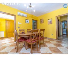 Villa con piscina privada en Torrevieja